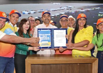 Estado planeja investir mais de R$ 25 milhões em 50 atrativos na temporada de praias; selo irá premiar municípios com protocolos sustentáveis com R$ 100 mil