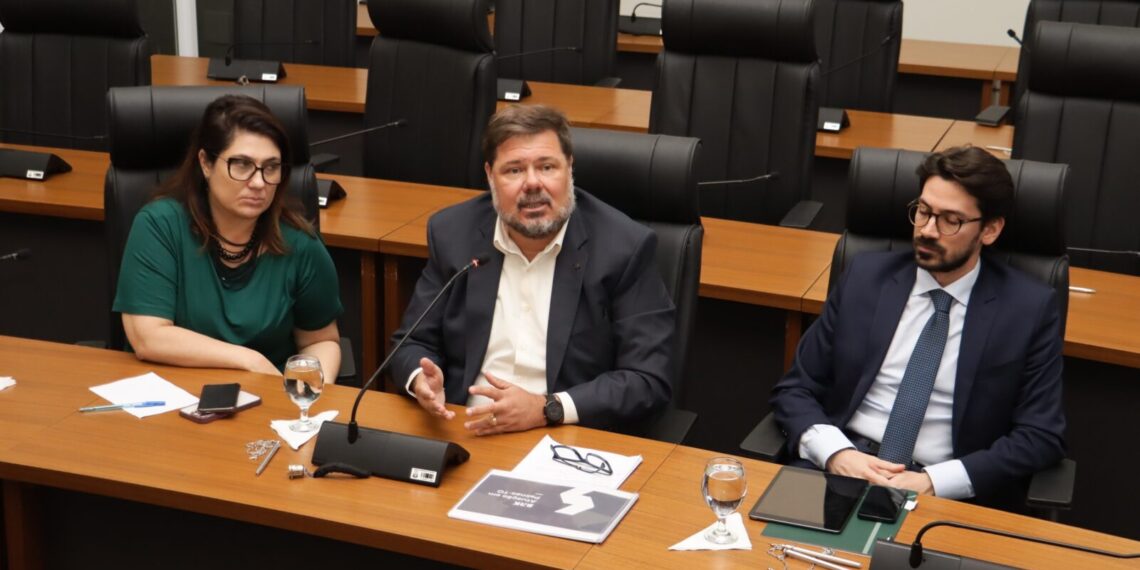CPI conclui oitiva do presidente regional da BRK com críticas ao valor da tarifa: “Há falta de transparência por não detalhar planilha”, diz Josmundo
