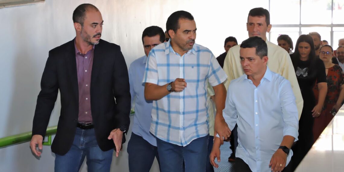 Jorge Frederico aproveita agenda com governador Wanderlei no Dom Orione e anuncia emenda de R$ 250 mil para hospital