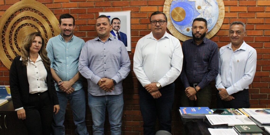 Sics e Acig debatem Fenesul e agendam visita técnica da estrutura do evento para dia 31