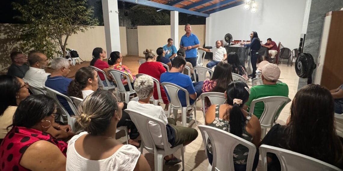 Em pré-campanha em Porto, Antônio Andrade se compromete a ajudar na construção da sede da Associação Coração Autista