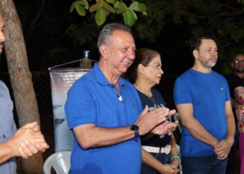 Em Pinheirópolis, Antônio Andrade defende ampliação do horário da UBS e aquisição de ambulância