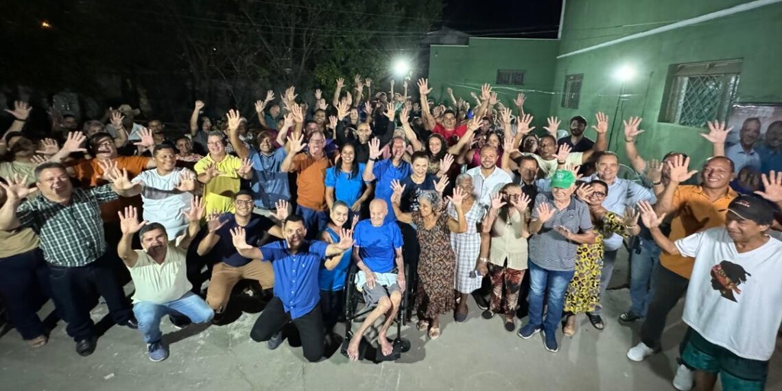 No setor Jardim Municipal, Antônio Andrade garante implementação de políticas públicas para idosos em Porto Nacional