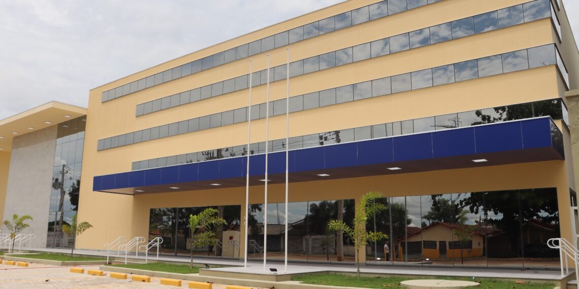 Com investimento de R$ 19 milhões, prefeita Cinthia entrega obras de terraplanagem, drenagem pluvial, pavimentação para Morada do Sol I, II e III