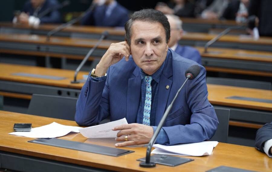 Deputado Carlos Gaguim e o Projeto de Lei 112522018 Segurança e Responsabilidade Onlin