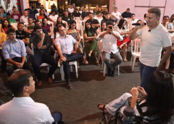 Em pré-campanha, Eduardo Siqueira tem encontro com juventude do Ministério Madureira e garante que jovens vão decidir eleição em Palmas