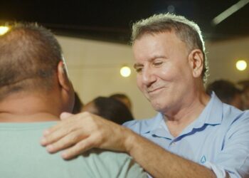 Em pré-campanha, Eduardo Siqueira exalta memória do pai e garante: “Fui preparado para cuidar de gente”