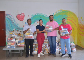 Estado distribui cestas básicas arrecadadas na Agrotins ao Setor de Humanização do HGP e à Fundação Pró-Rim