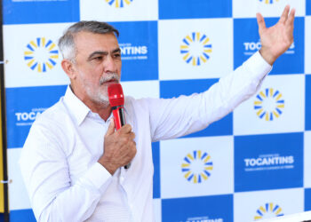 Governador em exercício, Amélio Cayres entrega praça em Ponte Alta do Bom Jesus que recebeu R$ 1 milhão do Programa de Fortalecimento da Economia