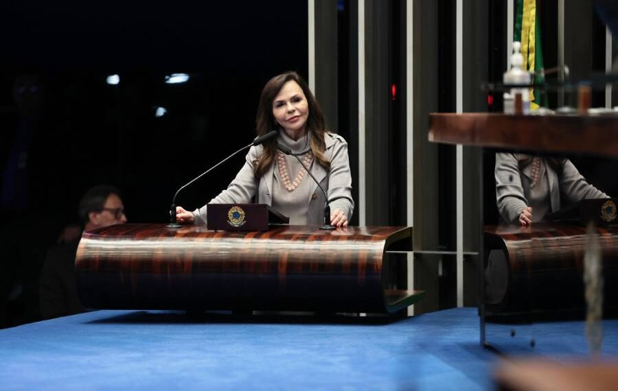 Professora Dorinha integra ranking Elite Parlamentar; parlamentar defende maior representatividade feminina no Congresso