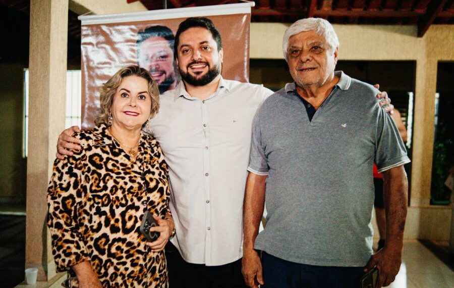 RAIMUNDO BOI GANHA ÂNIMO COM CAMPANHA DO FILHO