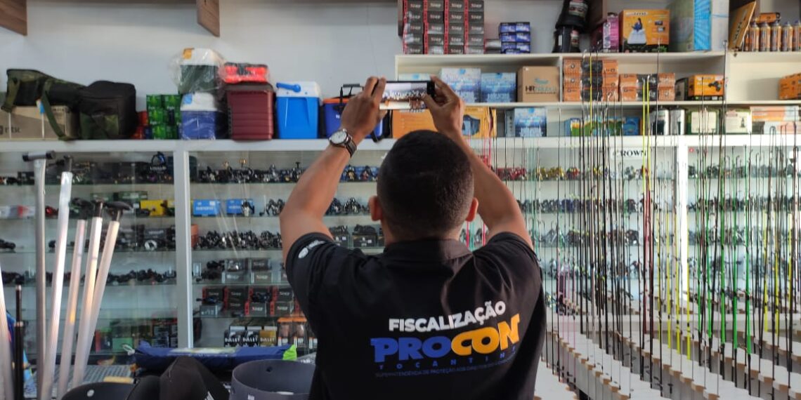 Procon apreende 288 artigos de camping, pesca e náutica em Guaraí, Palmas e Porto Nacional durante operação Férias Legais