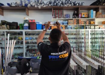 Procon apreende 288 artigos de camping, pesca e náutica em Guaraí, Palmas e Porto Nacional durante operação Férias Legais