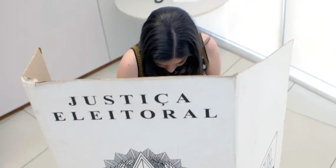 Campanha é aberta e candidatos estão autorizados a pedir voto e realizar propaganda; horário eleitoral gratuito inicia no dia 30