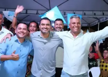 Cleiton Cerqueira confirma candidatura a prefeito de Porto Alegre em convenção com a presença do governador
