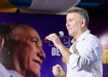 Em convenção cheia de simbolismo, Eduardo Siqueira confirma candidatura a prefeito de Palmas e manda recado: “Não esperei em porta de nenhuma sede de Poder”