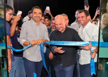 Em Porto, Wanderlei inaugura unidade do Pronto e Hospital Materno Infantil Tia Dedé tem dois leitos pré-parto reestruturados