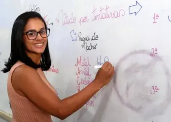 Governo do Tocantins credencia professores para atuarem no Programa #TOnoEnem 2024