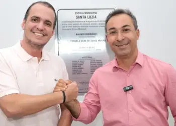 Wagner Rodrigues registra candidatura pela coligação “Araguaína Caminha Para Frente”, com oito partidos e 140 nomes para a Câmara