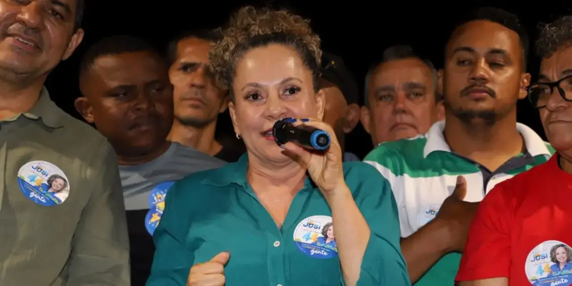Prefeita Josi se compromete a construir Escola de Tempo Integral no setor Campo Bello e tem reunião com DCE da Unirg