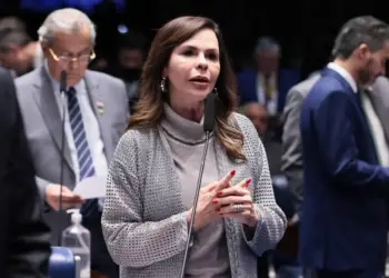 Projeto da Professora Dorinha estende programas de transporte e alimentação escolar a estudantes da rede federal de educação profissional