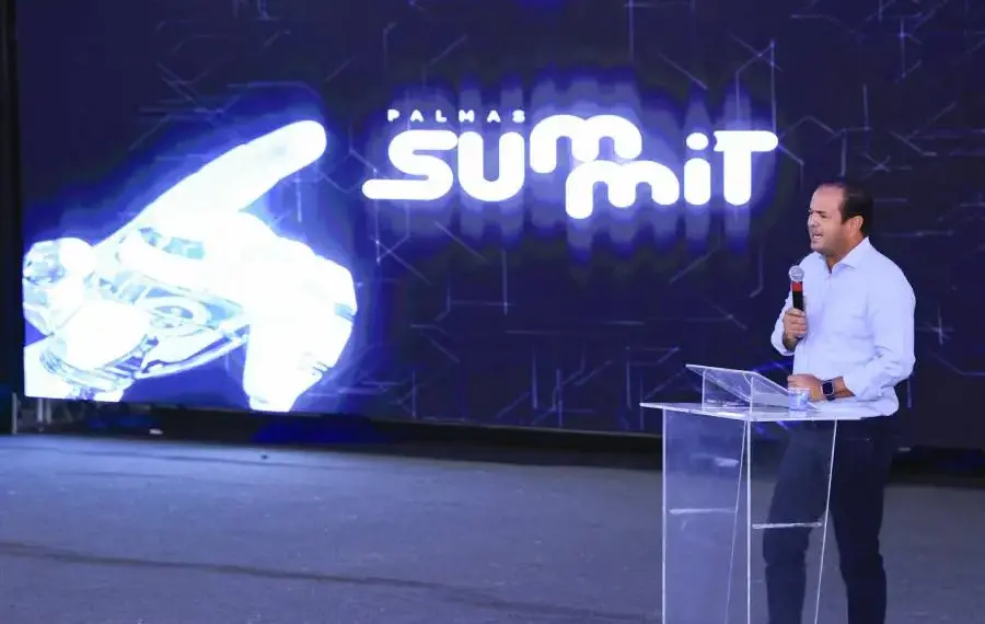 Roberto Pires participa da abertura do Palmas Summit