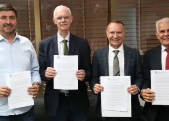 Unitins firma termo de ajustamento com TCE para aprimorar sistema de convocação e nomeação de professores