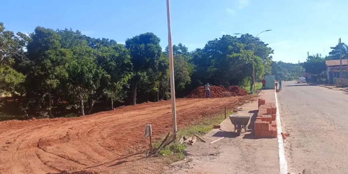 Após relatos de danos à área de proteção, MPE aciona Justiça para suspender obras na orla de Novo Acordo