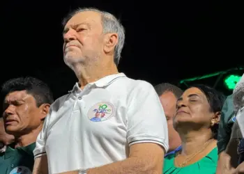 Em campanha pela reeleição em Augustinópolis, Antônio do Bar realiza comício no bairro Santa Rita e garante: “Temos a melhor cidade da região”