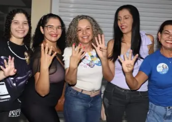 Prefeita Josi prestigia reunião de 3 candidatos a vereador e promove caminhada no Jardim Sevilha: “Mostrei que é possível mudar uma cidade”