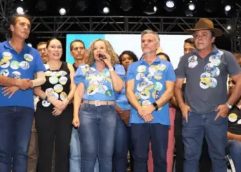 Em comício com Gaguim, Dertins e Luana no palanque, prefeita Josi Nunes diz: “Sou uma política que sempre busca a união”