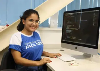 Com mercado da tecnologia em expansão, SENAI oferta curso gratuito de Programador FullStack em Paraíso do Tocantins