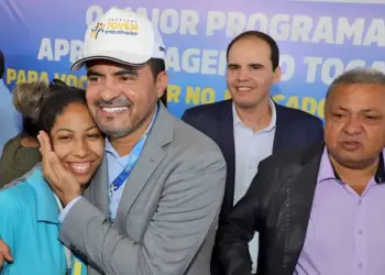 Governo do Tocantins beneficia mais de 50 mil jovens com ensino de qualidade e oferta do primeiro emprego