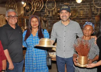 Governador Wanderlei diz que Festa da Colheita do Capim Dourado no Mumbuca é “símbolo da nossa cultura e impulsiona economia local”