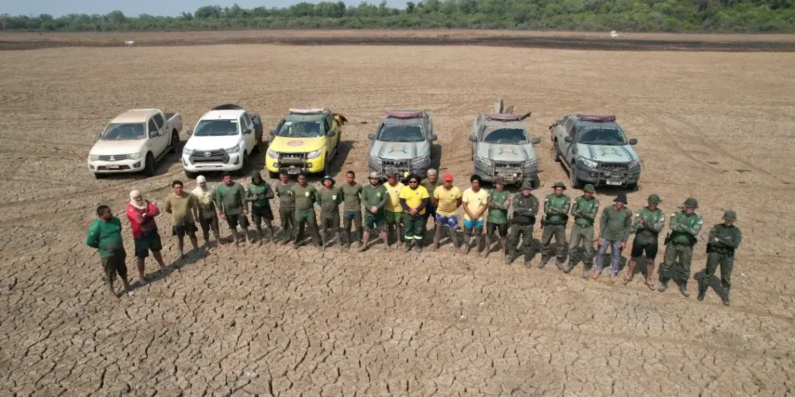 Operação Gigante do Araguaia na Ilha do Bananal transfere cerca de 150 peixes para Riozinho após redução dos níveis da água