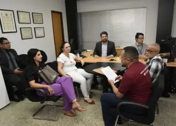 Semus assegura medicamentos no Núcleo de Assistência Henfil em audiência com Ministério Público