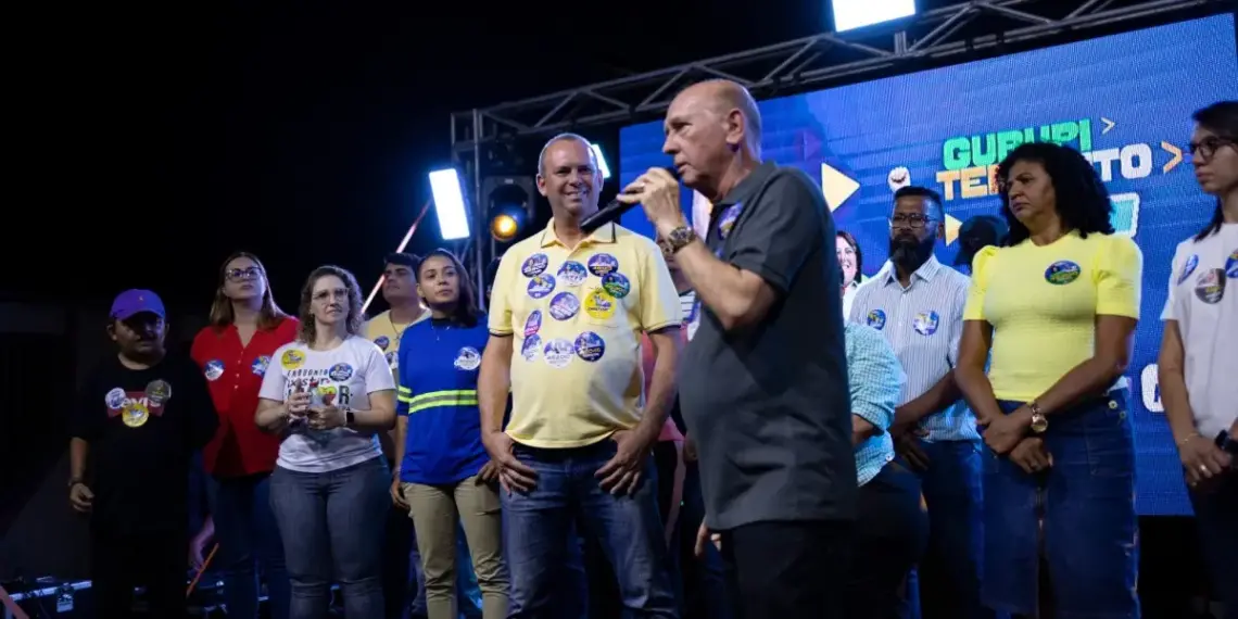 Em agenda ao lado do pai presidente da Fecomércio, Cristiano Pisoni garante promover política “diferente” e “feita com honestidade”