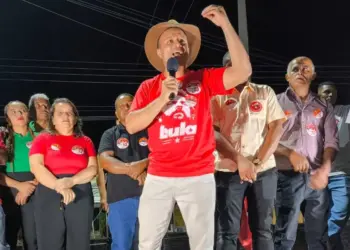 Júnior de Jaime promove comício no setor Vila Nova e promete uma gestão em Paranã “alinhada com o governo federal”