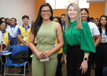 Primeira-dama Karynne Sotero convida inscritos no programa Jovem Trabalhador a participarem de seleção para intercâmbio em Barcelona