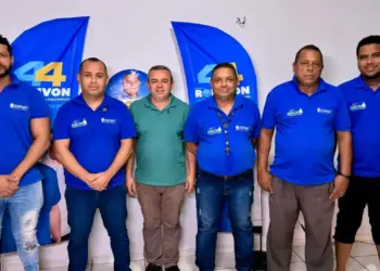 À associação de servidores, prefeito Ronivon garante quitar data-base de 2021 e projeta concurso público
