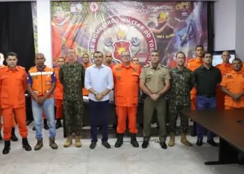 Comandante Militar do Planalto vai acompanhar trabalho da tropa no combate aos incêndios em Lagoa da Confusão