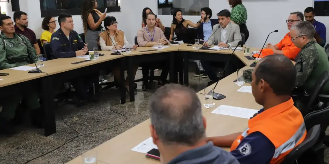 Comitê do Fogo propõe aumento do efetivo dos Bombeiros e Defesa Civil e investimentos em equipamentos para combater incêndios