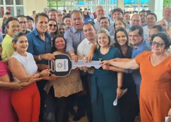 ATM comemora entrega de 57 veículos aos Municípios dentro da Rede Integrada de Proteção à Mulher