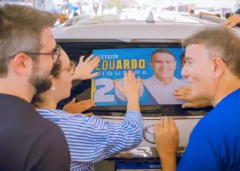 Prefeita Cinthia faz adesivaço com Eduardo Siqueira Campos: “Legado e história não se apagam”