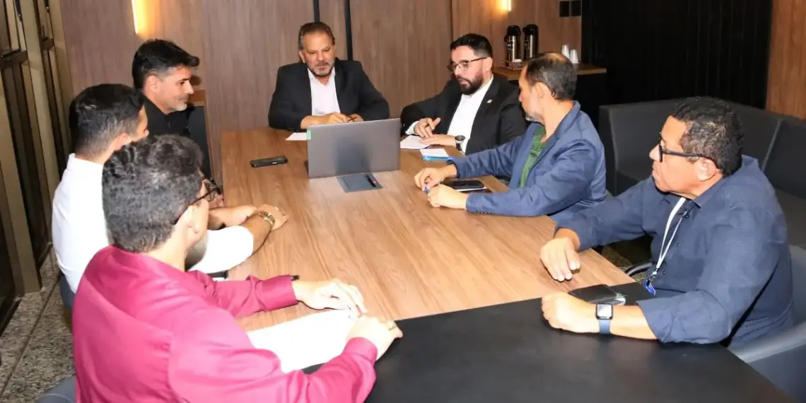 Estado cria grupo de trabalho para acompanhar qualidade da água de Palmas; grupo irá fiscalizar captação e atuar contra preços abusivos