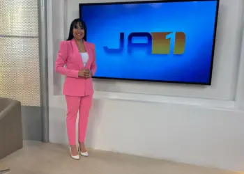 Na TV, Janad garante que irá participar de todos os debates no 2º turno e revela expectativa de receber apoio dos eleitores de Júnior Geo