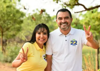 Ao lado do governador Wanderlei, Janad Valcari se compromete com pavimentação do acesso ao Assentamento São João