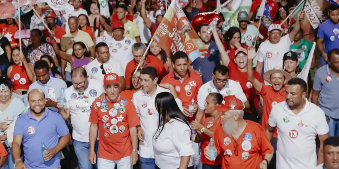 José Salomão promove caminhada e defende continuidade da gestão em Dianópolis: “A transformação não vai parar”