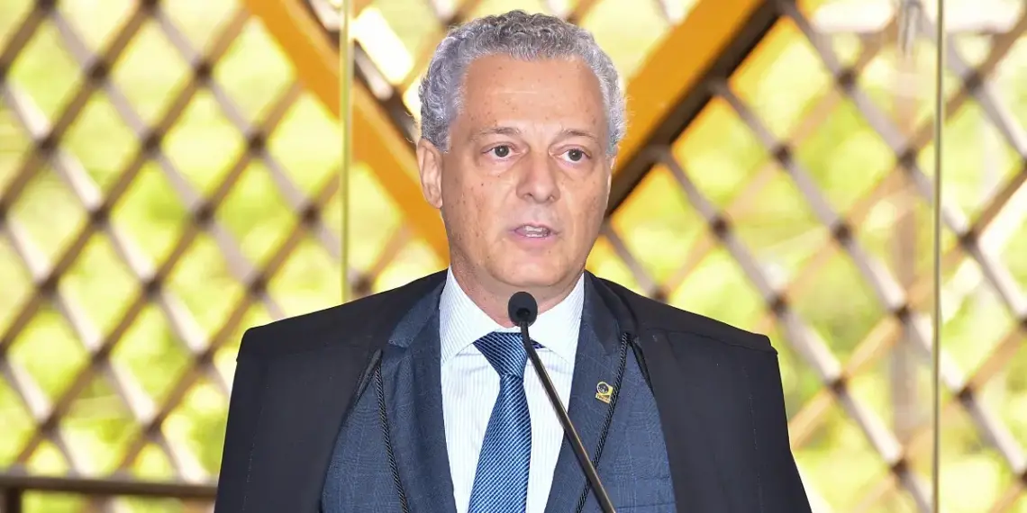 Juiz Marcelo Faccioni toma posse como membro do Tribunal Regional Eleitoral: “Compromisso renovado com a democracia”