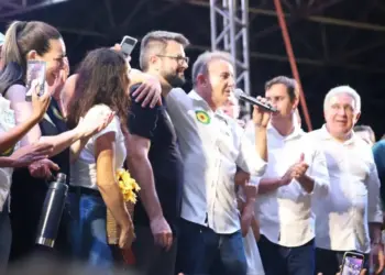 No dia do servidor, Mantoan agradece ao povo de Palmas pela vitória de Eduardo Siqueira Campos